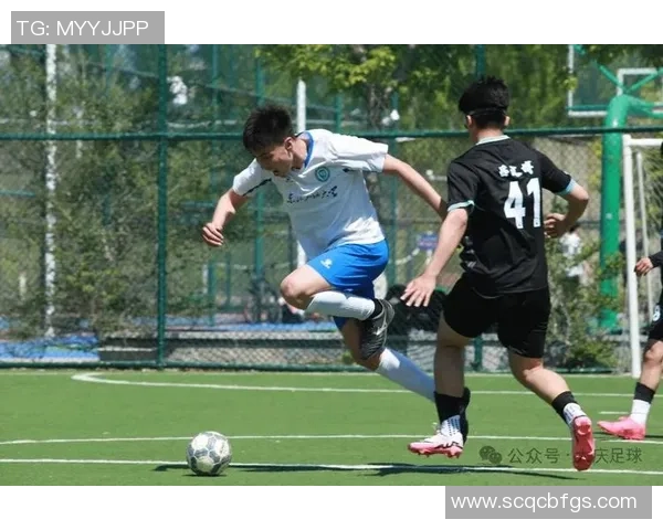 探索体育专项足球的训练方法与技巧提升青少年运动员的竞技水平与团队合作能力