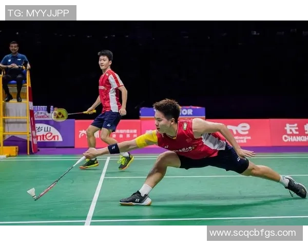 广州羽毛球队包夹战术解析及其在比赛中的应用与影响 广州羽毛球队包夹战术解析及其在比赛中的应用与影响